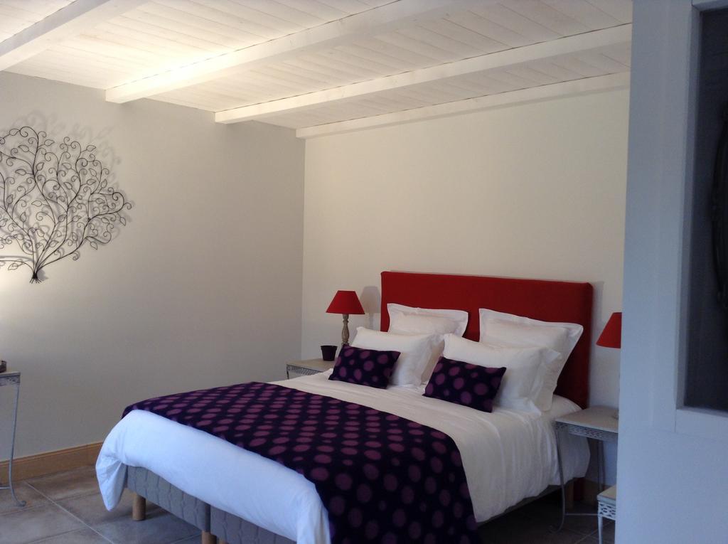 Bed and Breakfast La Grange D'Aunis Aigrefeuille-d'Aunis Номер фото