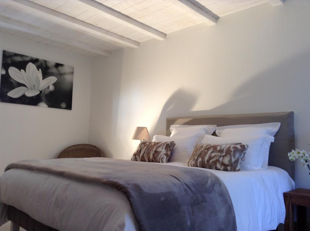 Bed and Breakfast La Grange D'Aunis Aigrefeuille-d'Aunis Номер фото